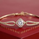 découvrez notre collection raffinée de bijoux en or, alliant élégance et sophistication. que ce soit pour une occasion spéciale ou un usage quotidien, nos pièces en or sauront sublimer votre style. parcourez notre sélection dès maintenant !